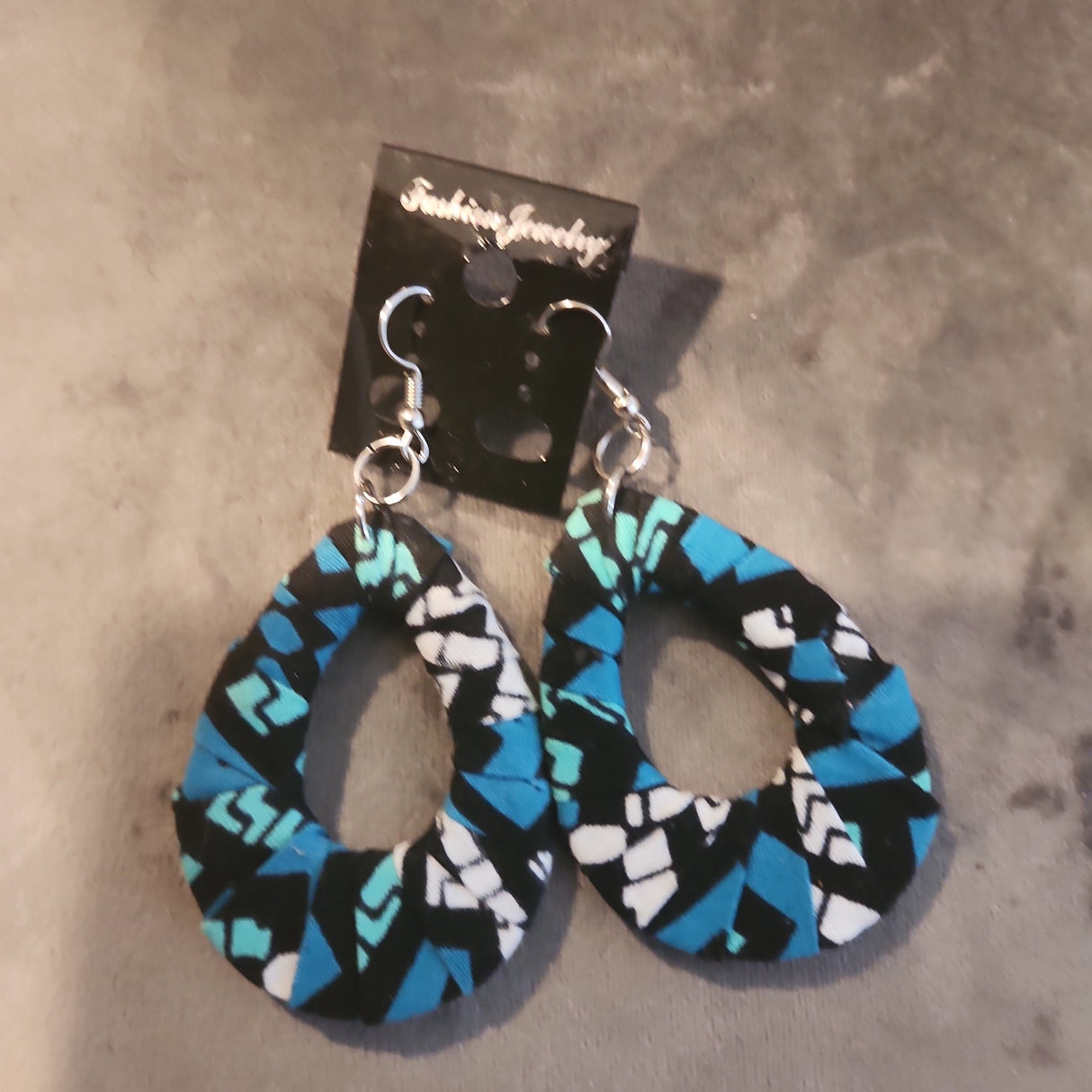 Kenyan Fabric Earrings - Adelani Treasures